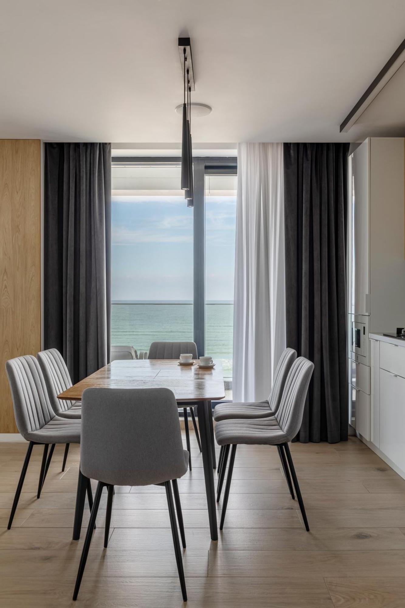 Sea On Mamaia Apartment Exterior photo